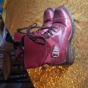 Taos Crave Boots